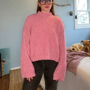 Pink Lightweight Sweater🍒✨